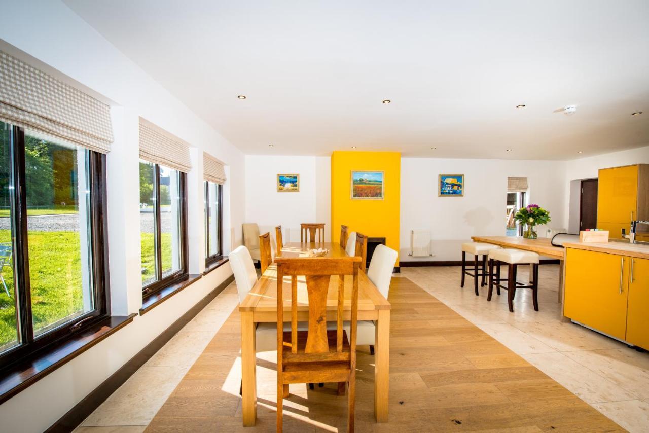 Вилла Achnagairn Estate - Self-Catering Mini Manors Бьюли Экстерьер фото