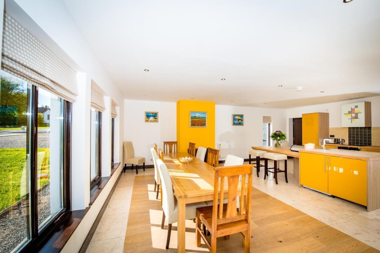 Вилла Achnagairn Estate - Self-Catering Mini Manors Бьюли Экстерьер фото