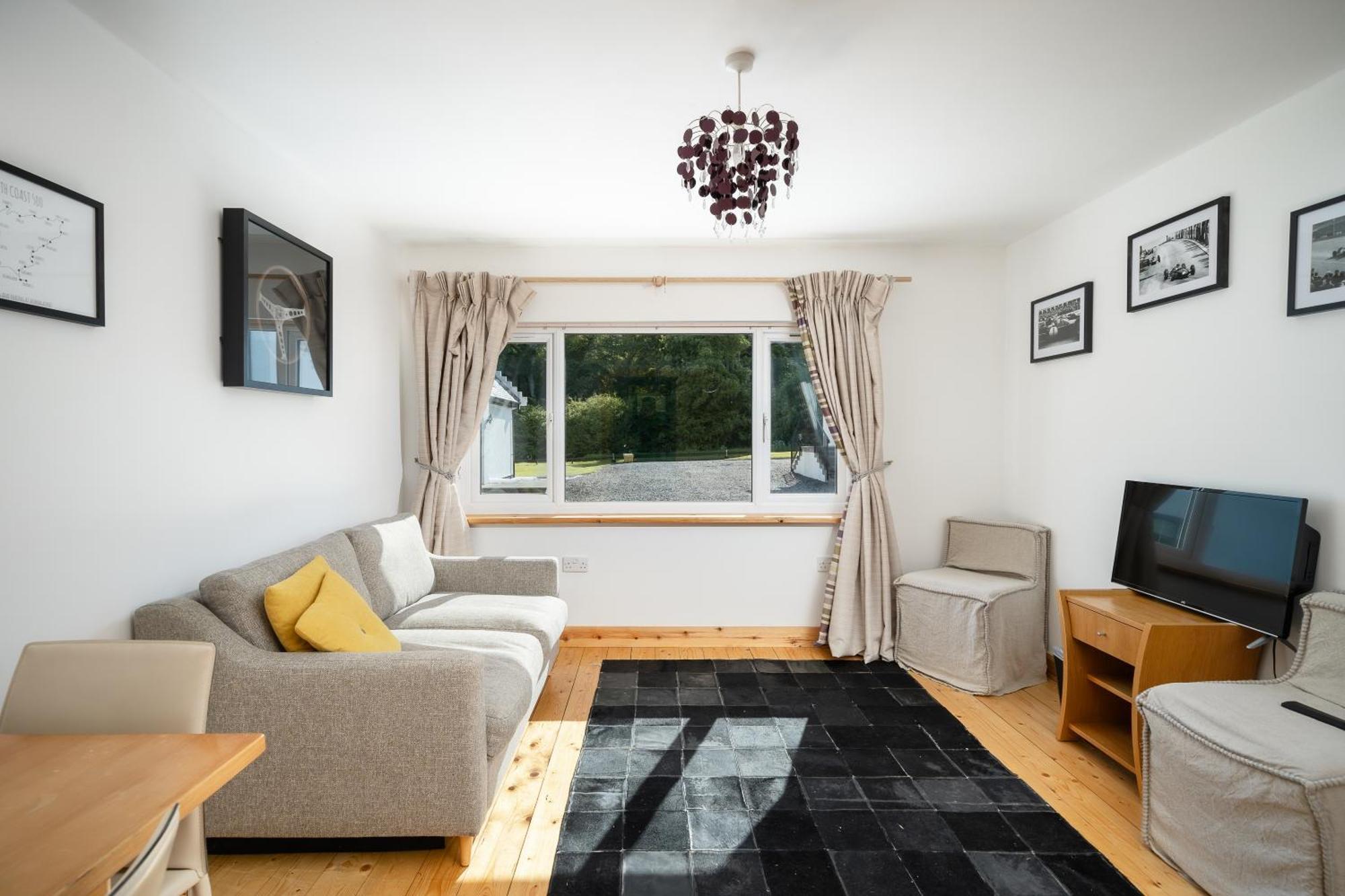 Вилла Achnagairn Estate - Self-Catering Mini Manors Бьюли Экстерьер фото