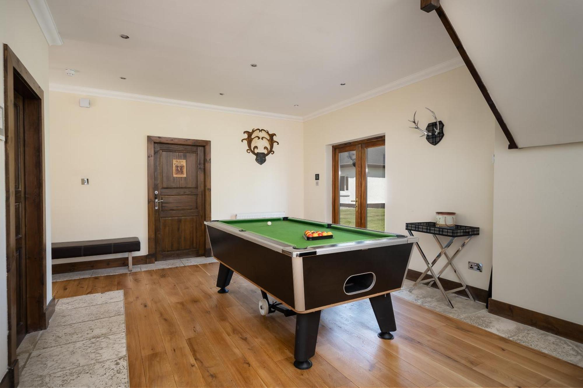 Вилла Achnagairn Estate - Self-Catering Mini Manors Бьюли Экстерьер фото